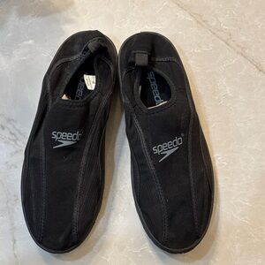 Speedo Men's Black Slip-On Sneakers